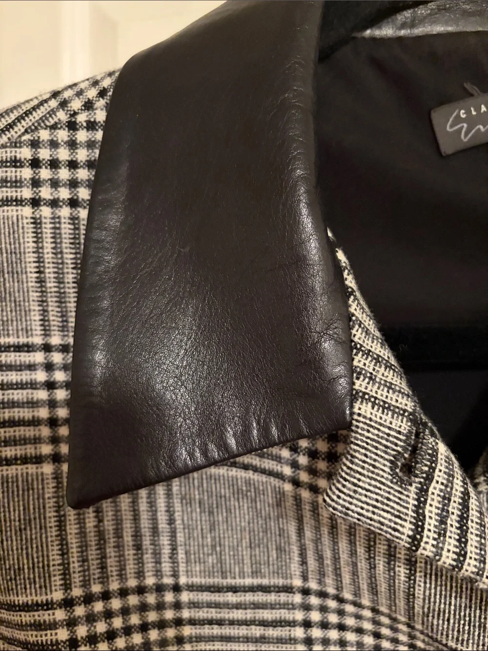 Classiques Entier Black & White Plaid Wool Blend Trench Jacket – Size 6